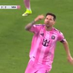 Messi sút phạt lập nhiều kỳ tích, Ronaldo đá hỏng penalty & lo lỡ World Cup 1772419726-messi2goal